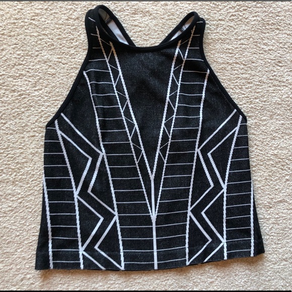 Womens BCBGeneration Black White Pattern Crop Knit Tank Top BCBG Sleeveless M/L - Picture 1 of 12